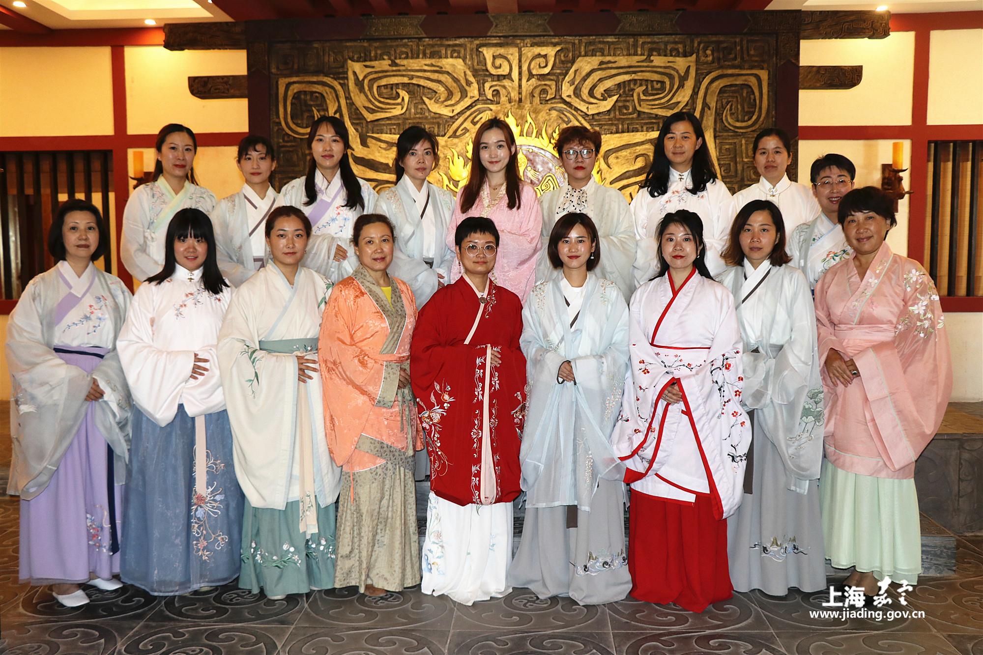 2b5e20e6305548839c929001b3d06a54.jpg 2b5e20e6305548839c929001b3d06a54.jpg