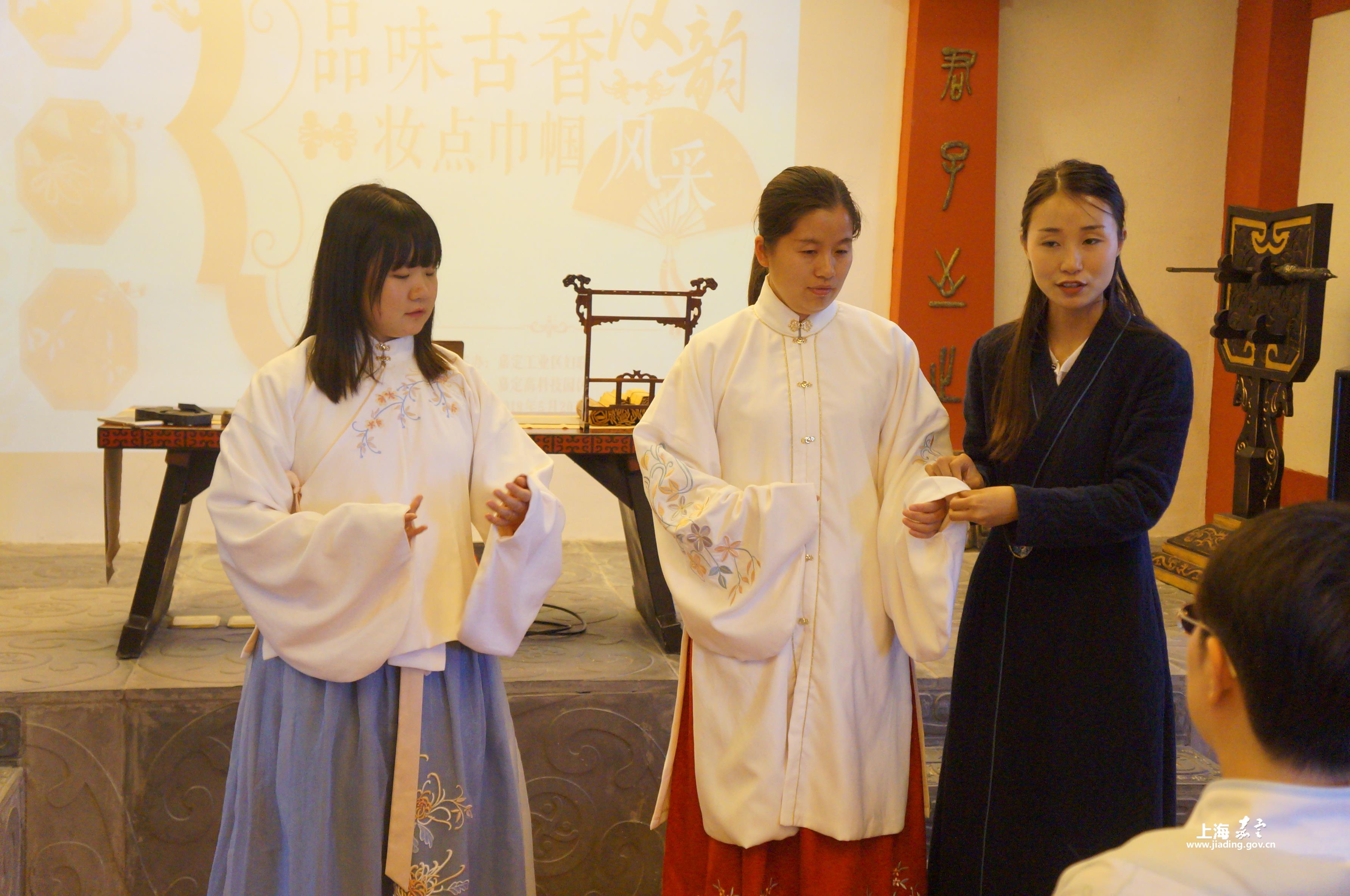 2e03ff257f514621a608730e78e51797.JPG 2e03ff257f514621a608730e78e51797.JPG