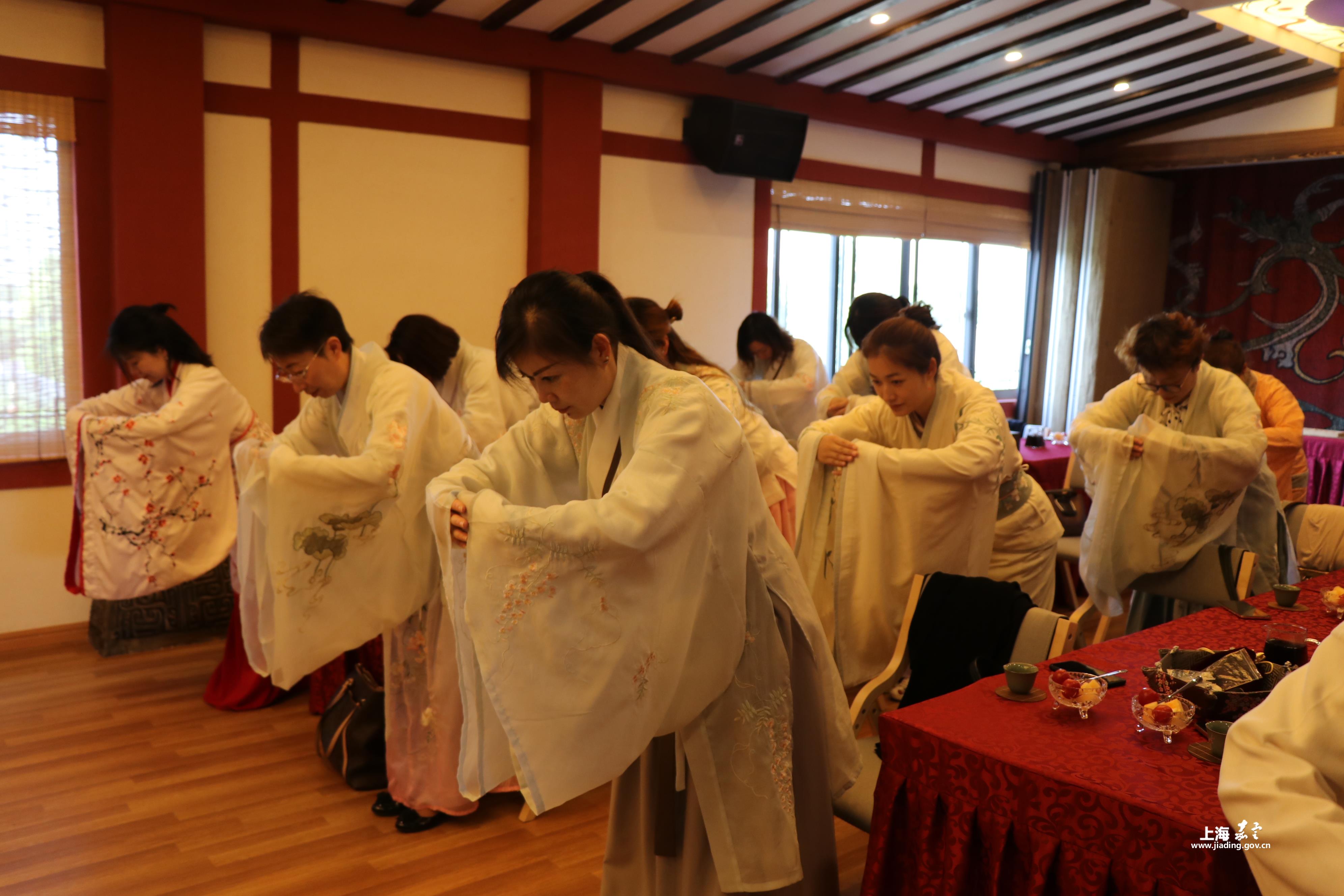 ad7fc0de210e46f69e8ebf550f09a4f2.JPG ad7fc0de210e46f69e8ebf550f09a4f2.JPG